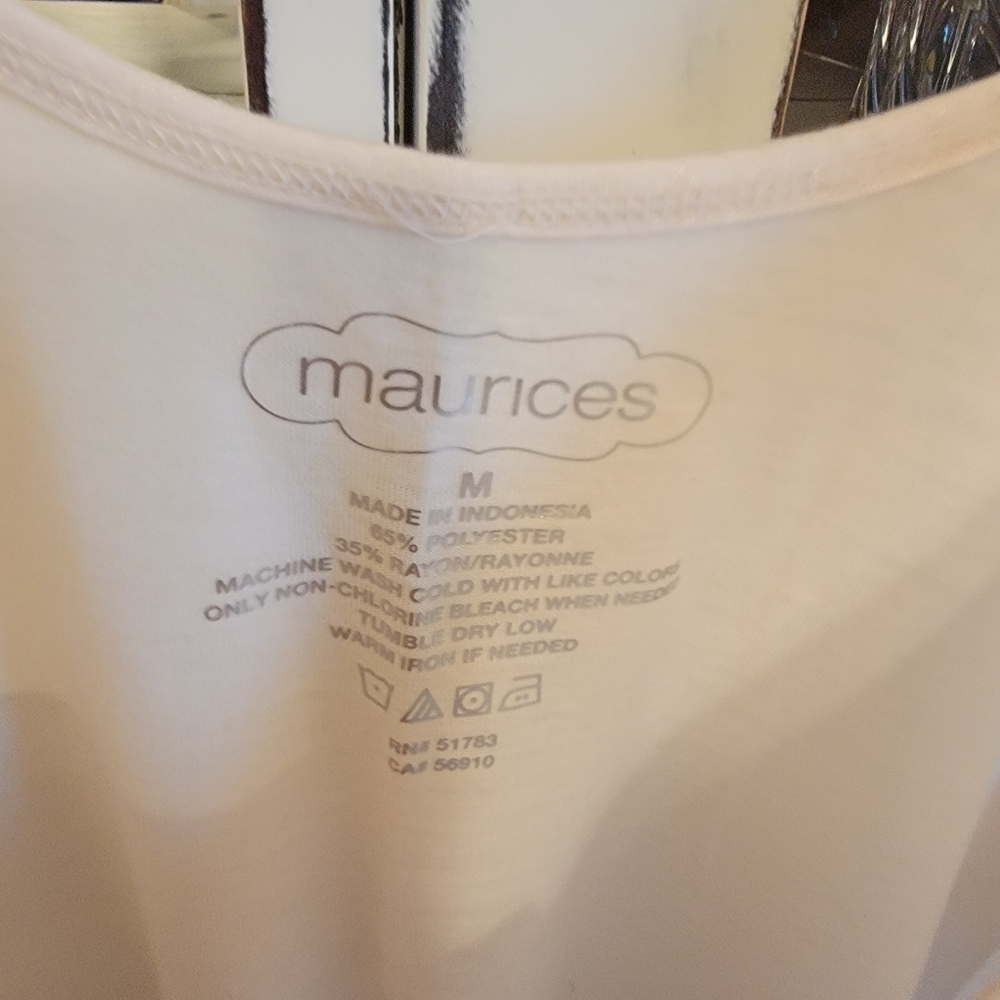 Maurices cream (off white) tank with slight sparkles (see pic) size M